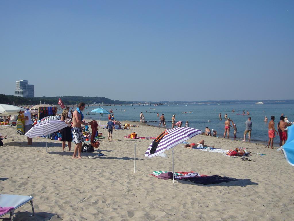 Aparthotel Klara Timmendorfer Strand Bagian luar foto