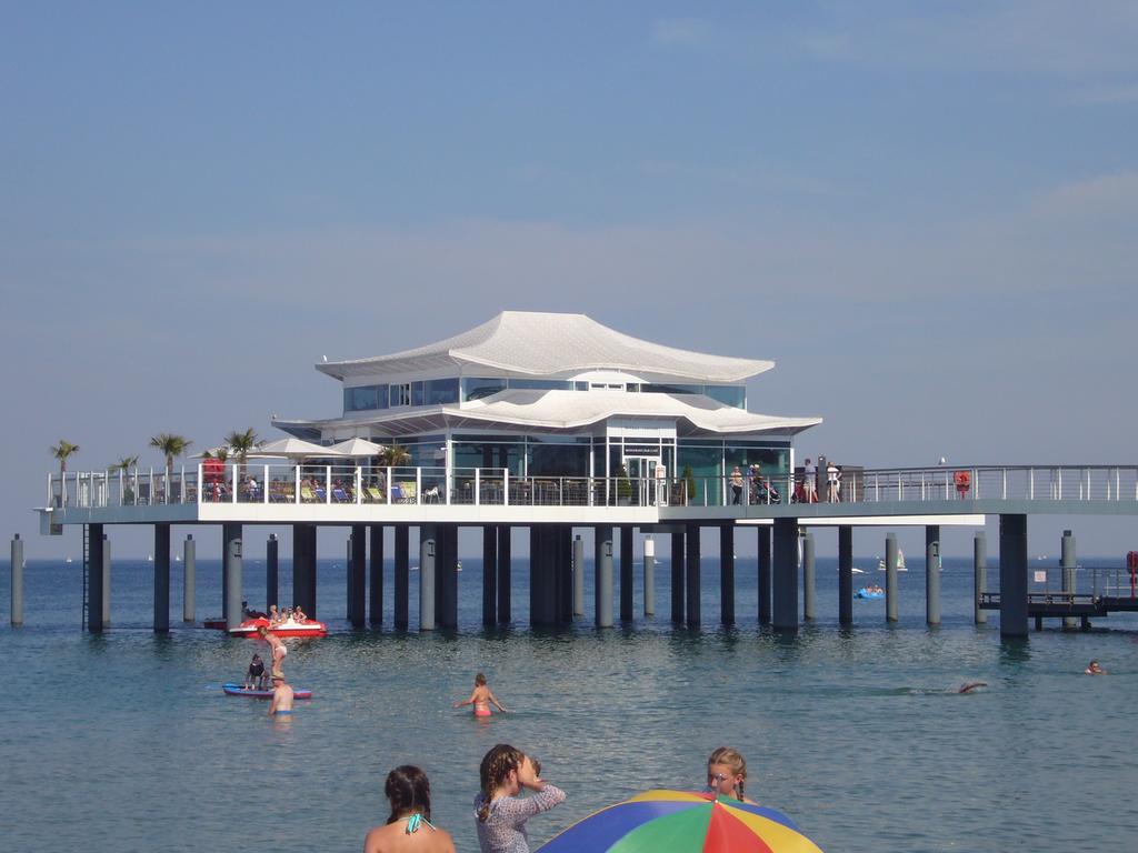Aparthotel Klara Timmendorfer Strand Bagian luar foto